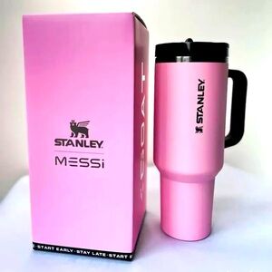 Stanley x Messi Quencher ProTour Flip Straw Tumbler 40 Oz.